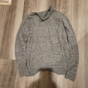 Hollister sweater